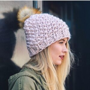 3/$30 🔥 Chunky Knit Soft Pink Beanie